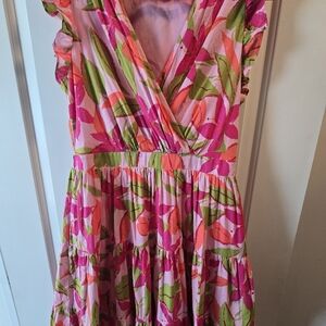 NWOT!! Taylor - Women's Pink Printed Lawn Mini Dress - Size Medium
